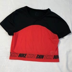 Active Nike crop top